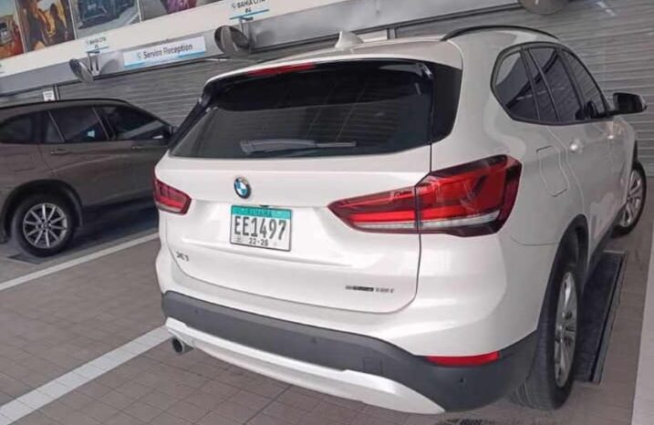 BMW X1 2022 lleno